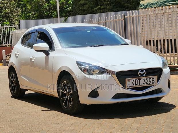 Mazda Demio 2018 White
