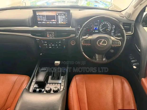 Lexus LX 570 AWD 2019 Black