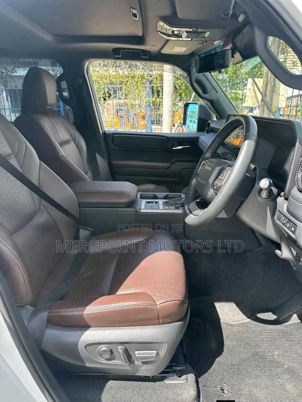 Toyota Land Cruiser Prado 2.4 Petrol 2024 White