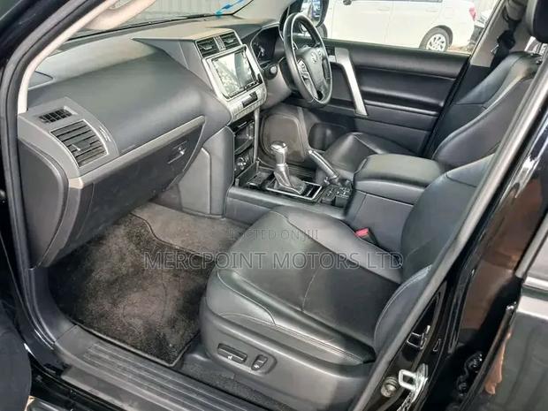 Toyota Land Cruiser Prado 2.7 2020 Matt Black