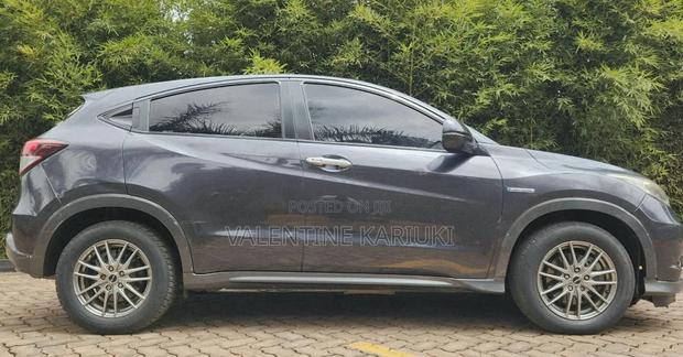 Honda Vezel 1.5 4WD 2016 Purple