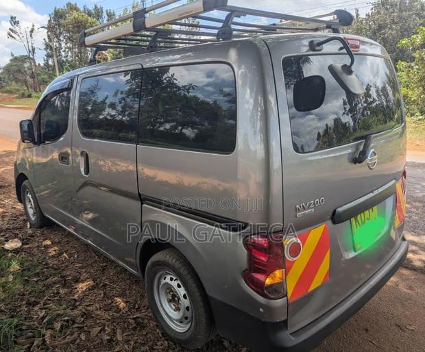 Nissan Serena 2015 Gray
