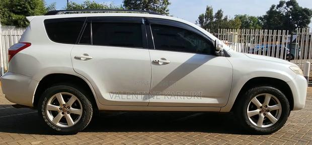 Toyota Vanguard 2009 Pearl