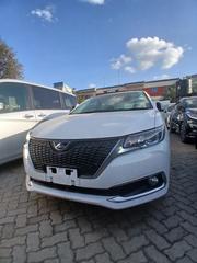 Toyota Allion 2018 White for sale