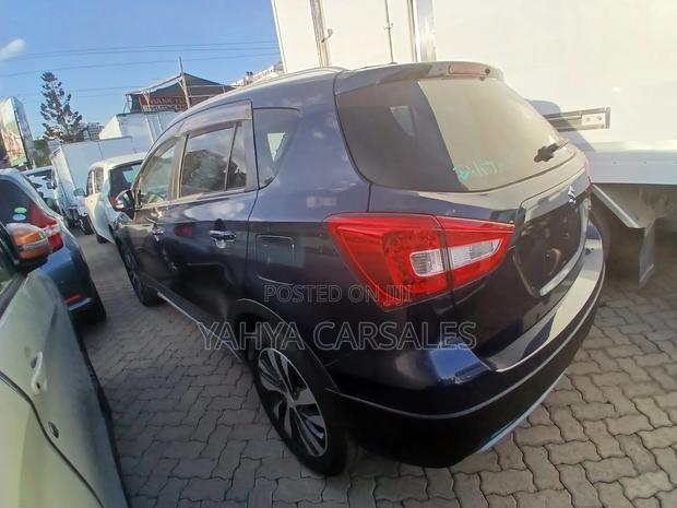 Suzuki Sx4 2019 Blue