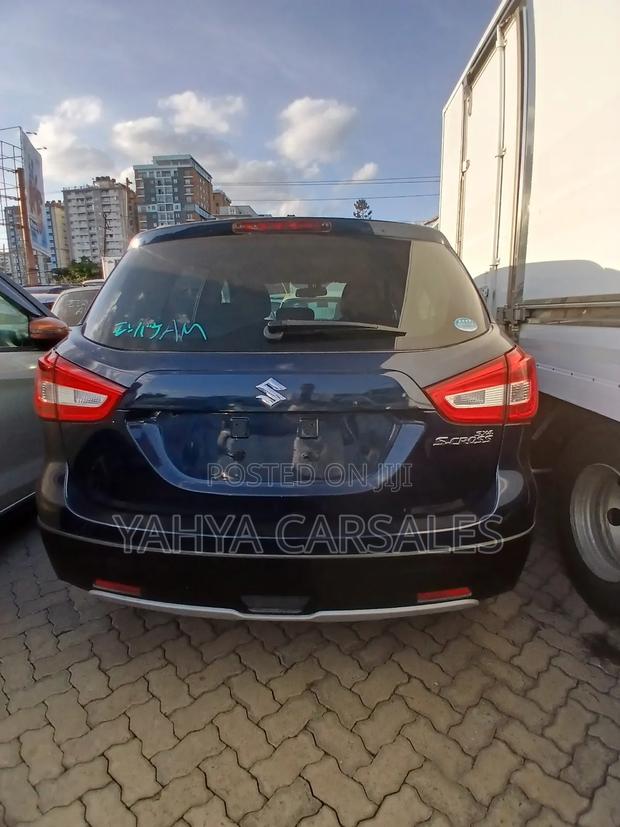 Suzuki Sx4 2019 Blue