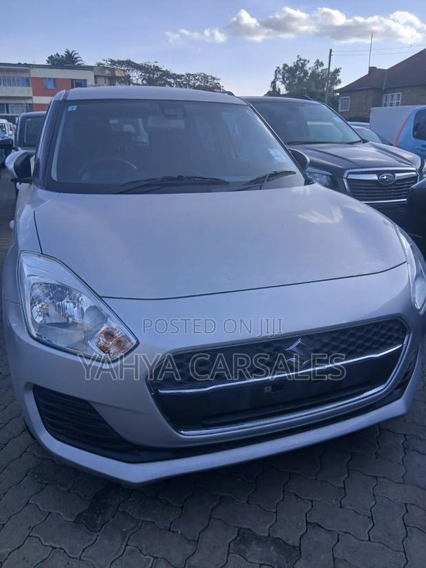 Suzuki Swift 2020 Silver