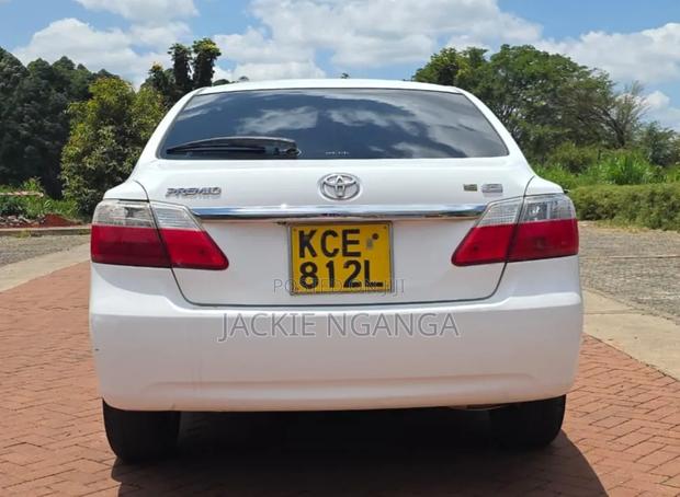 Toyota Premio 2009 White