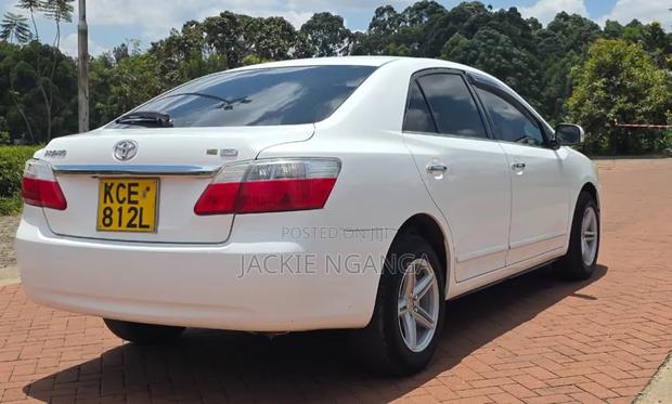 Toyota Premio 2009 White