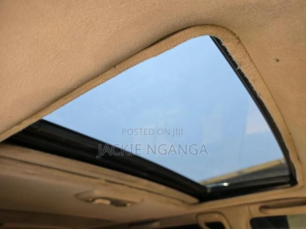 Toyota Land Cruiser 2005 Maroon