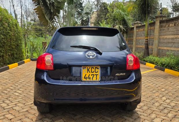 Toyota Auris 2008 Blue