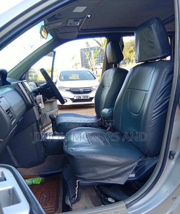 Nissan X-Trail 2005 Gray