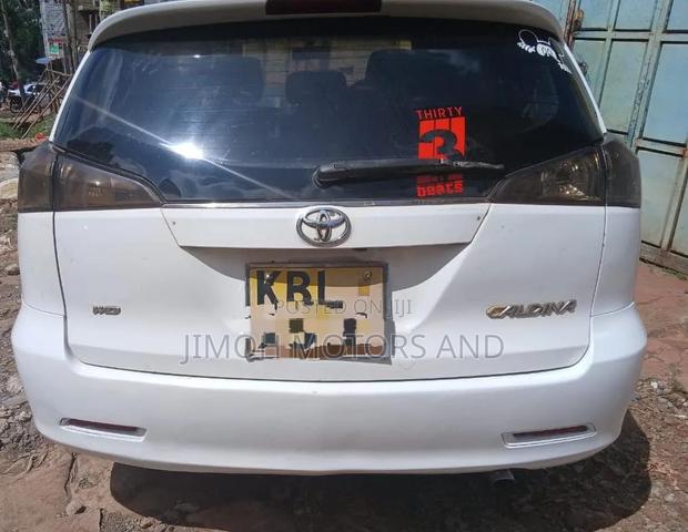 Toyota Caldina 2004 White