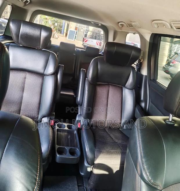 Nissan Elgrand 2017 Black