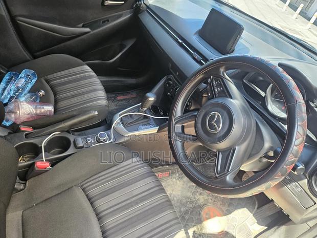 Mazda 2 2018 Silver