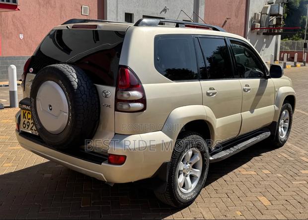 Toyota Land Cruiser Prado 3.0 D-4D 5dr 2008 Gold