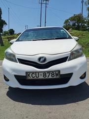 Toyota Vitz 2012 Pearl for sale