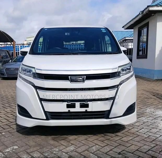 Toyota Noah 2020 Matt Black