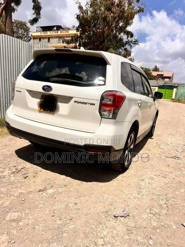 Subaru Forester 2.0XT Premium AWD 2016 White