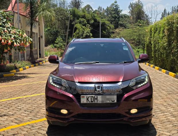 Honda Vezel 2015 Burgundy