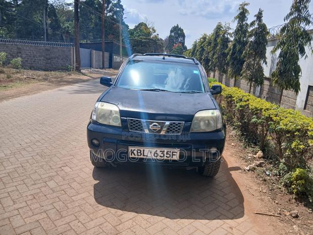 Nissan X-Trail 2003 Black