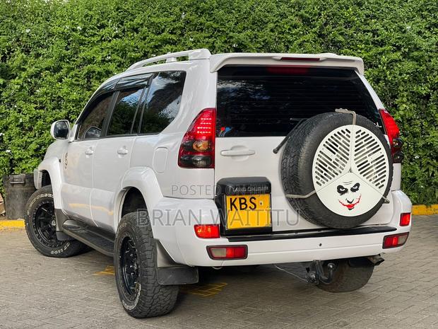 Toyota Land Cruiser Prado 3.0 D-4D 3dr 2006 White