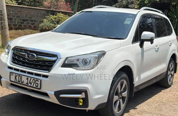 Subaru Forester 2.0XT Touring AWD 2016 White