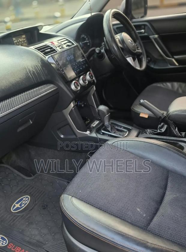 Subaru Forester 2.0XT Touring AWD 2016 White