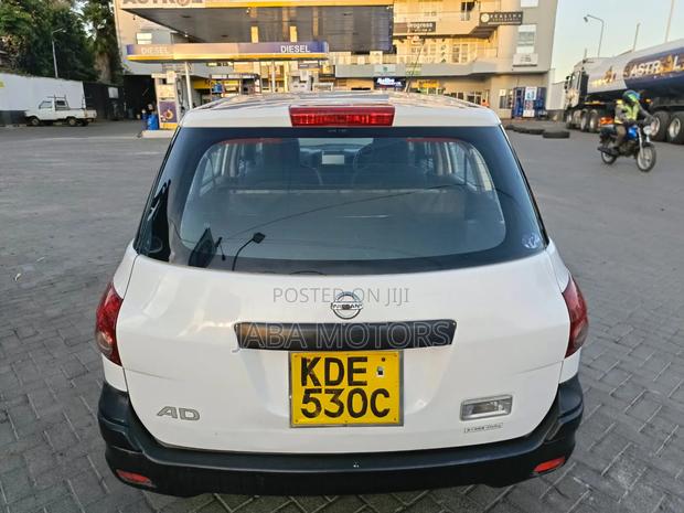 Nissan Advan 2014 White
