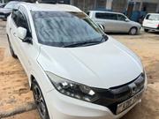 Honda Vezel 2017 White for sale