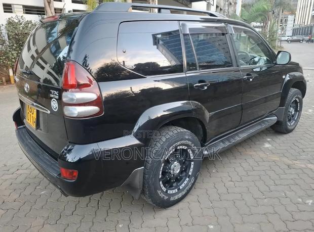 Toyota Land Cruiser Prado 2006