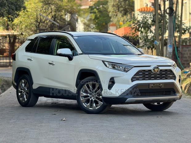 Toyota RAV4 2019 Pearl