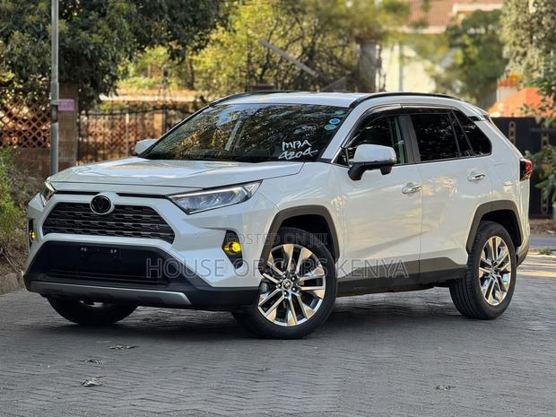 Toyota RAV4 2019 Pearl