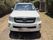 Toyota Hilux 2009 White for sale