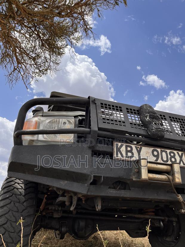 Toyota Land Cruiser 79 Series 2014 Green