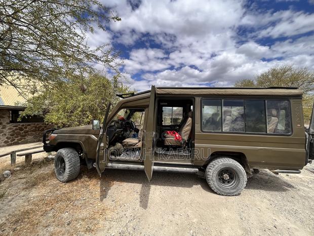 Toyota Land Cruiser 79 Series 2014 Green
