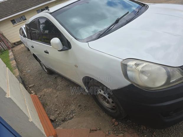 Nissan Advan 2010 White