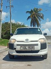 Toyota Probox 2015 White for sale