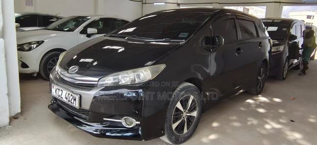 Toyota Wish 2012 Black