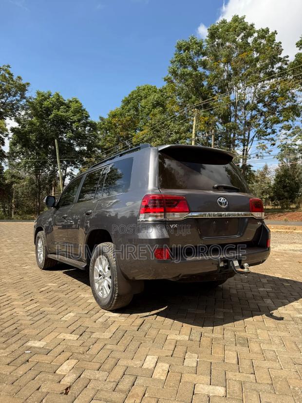 Toyota Land Cruiser 4.5 V8 TD 2020 Gray