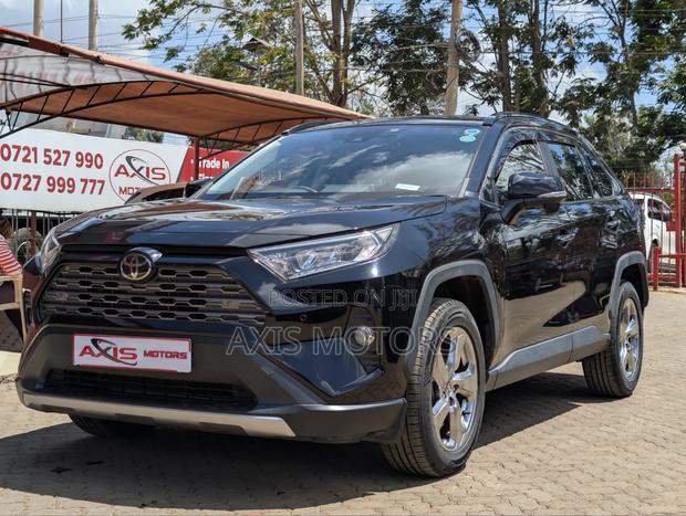 Toyota RAV4 XLE AWD 2020 Black
