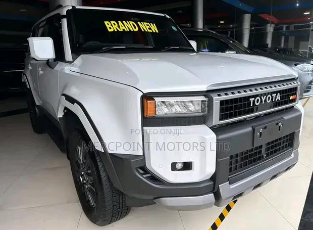 Toyota Land Cruiser Prado 2024 White