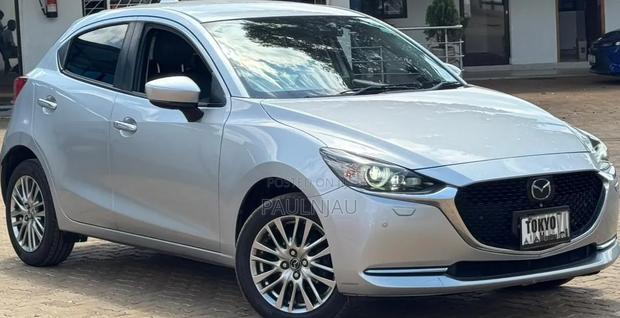 Mazda 2 2019