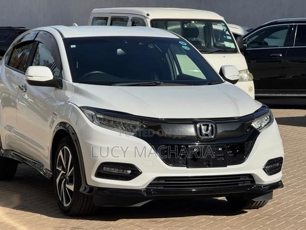 Honda Vezel 2019 White