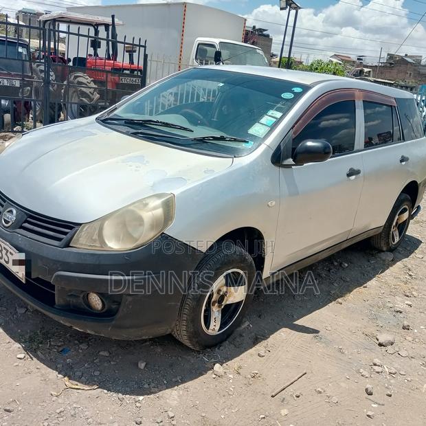 Nissan Advan 2012 Silver