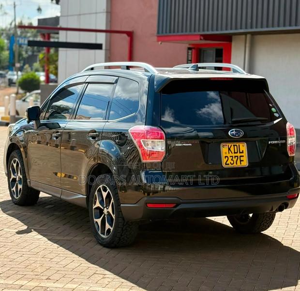 Subaru Forester 2015 Black