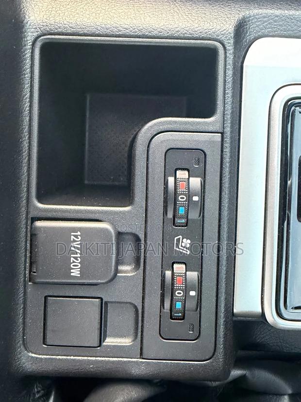 Toyota Land Cruiser Prado 2.8 2019 Pearl