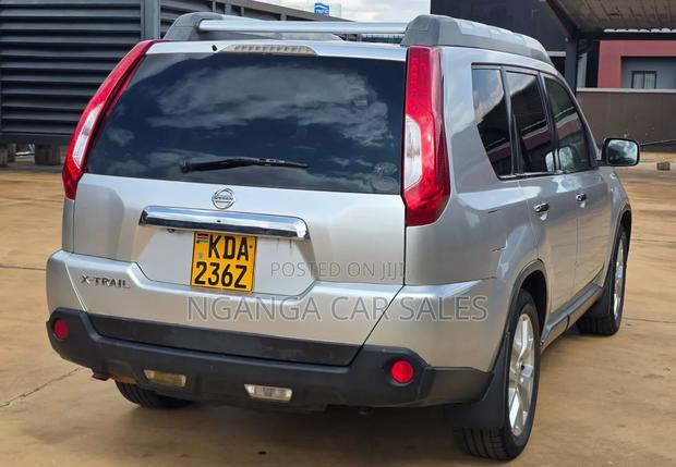 Nissan X-Trail 2013 Silver