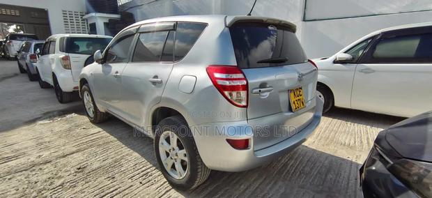 Toyota RAV4 2009 Pearl