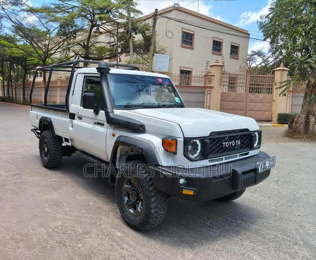 Toyota Land Cruiser 2023